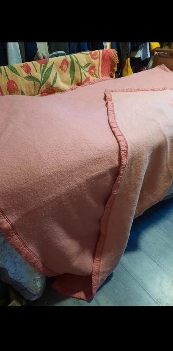 🥀Grande couverture en pure laine vierge. WOOLMARK. 