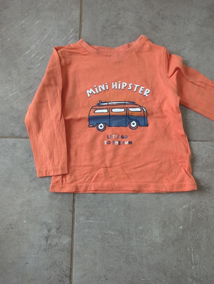 Tee shirt