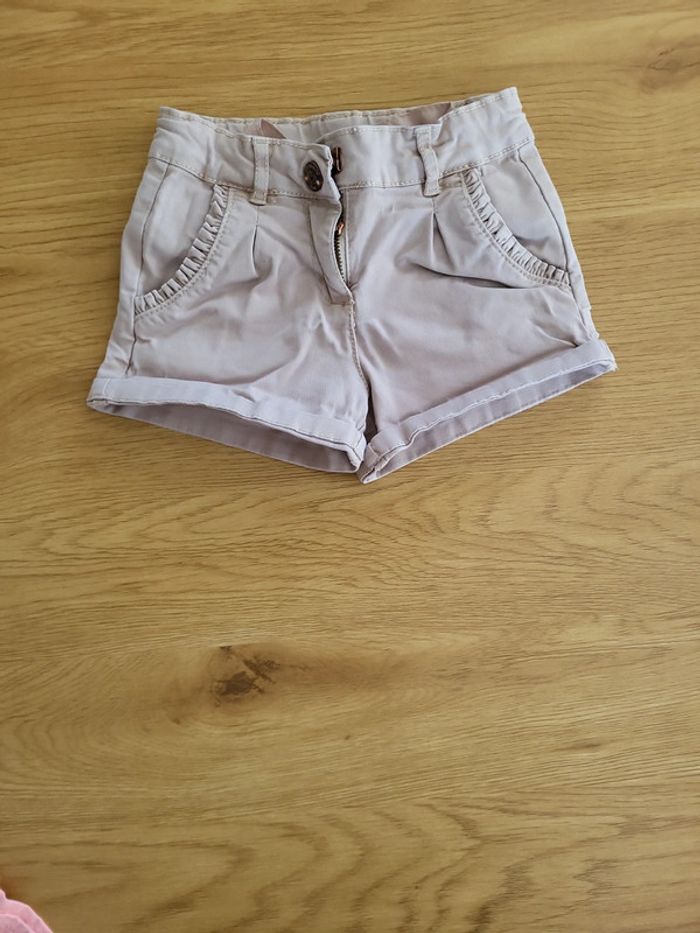 Short beige