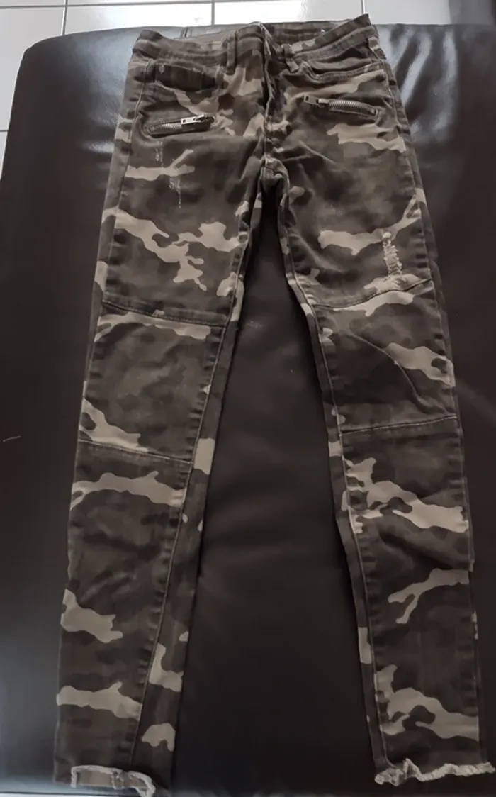 Jean camouflage armée Jennyfer 34