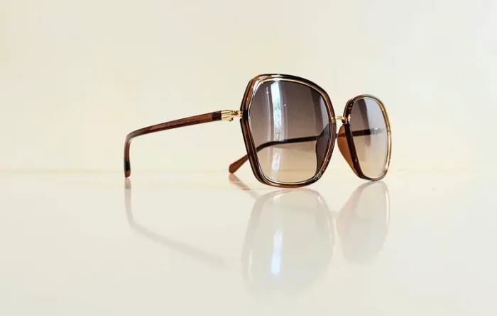 Lunette de soleil femme marron miel contour doré uvprotection catégorie 2 - photo numéro 3