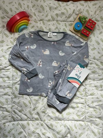 pyjama 2 pièces en velours bleu motifs ours 4/5 ans zara