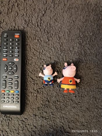 Super Pepa et Super George Pig