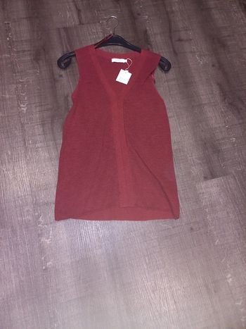 Neuf taille M pull sans manche . Marque Liberty