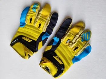 Gants Moto Cross shot