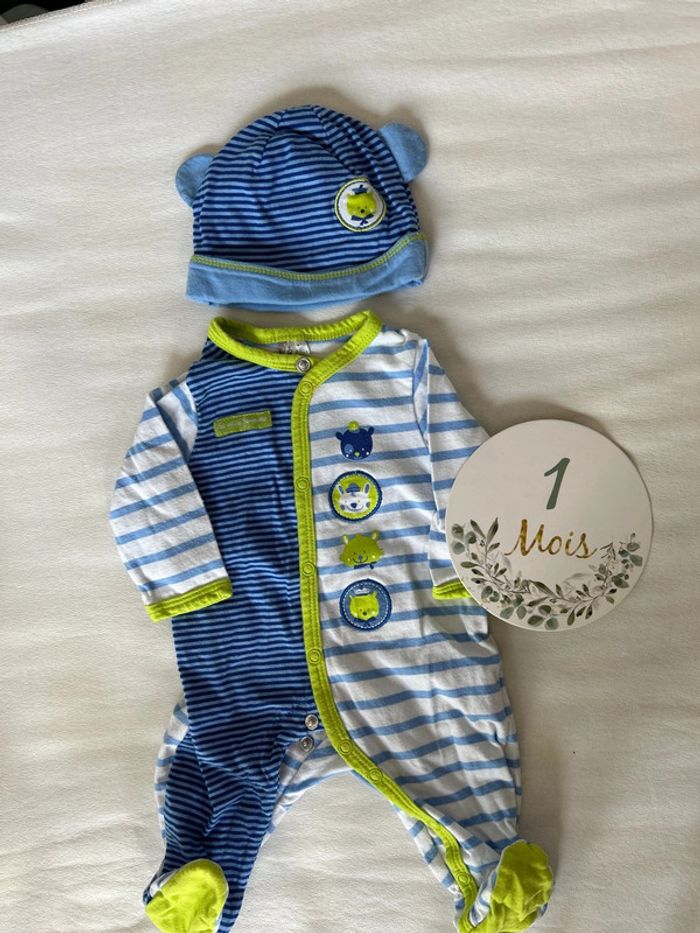 Ensemble Dors-bien et bonnet 1 mois