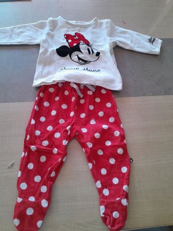 Pyjama 2 pièces   12 mois