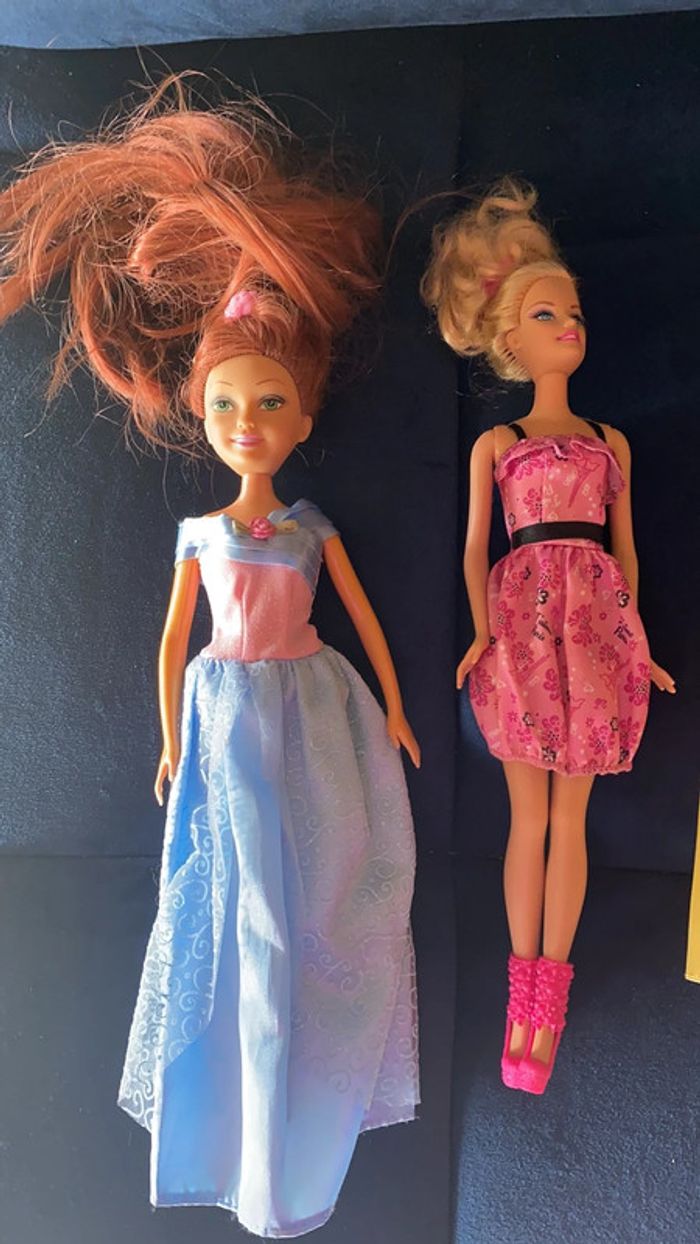 Lot de 4 Barbie’s - photo numéro 5