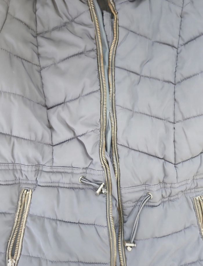 Doudoune cintrée Camaïeu marine taille S - photo numéro 7