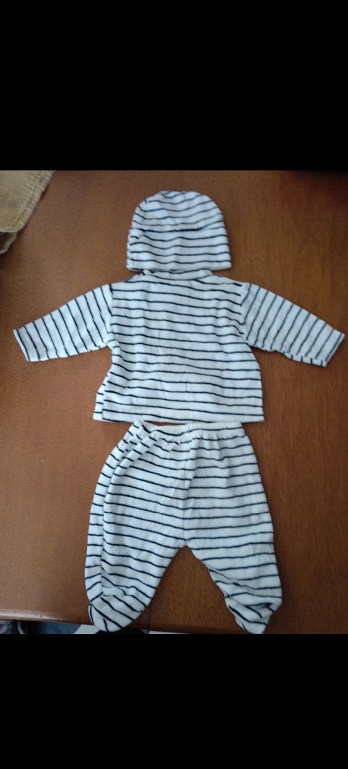 Ensemble pyjama bébé - photo numéro 2
