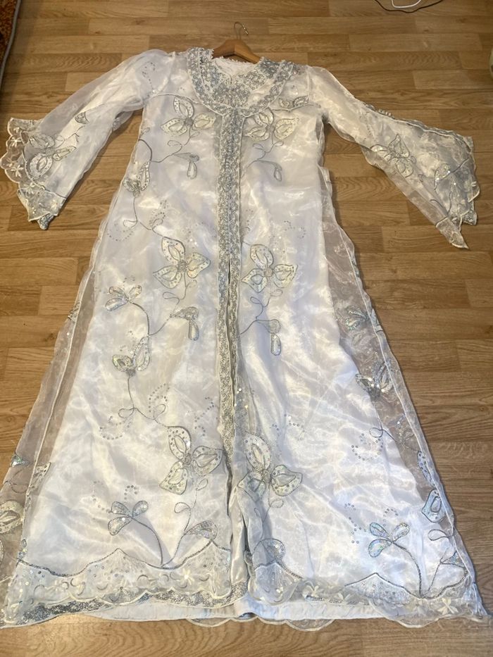 Caftan à vendre - photo numéro 2