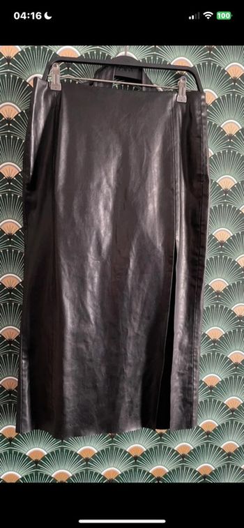 Magnifique jupe Zara similicuir taille 40