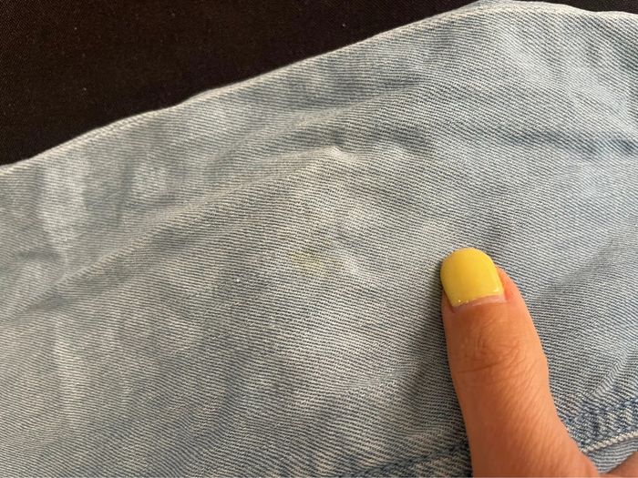 Jeans tape a l’œil - photo numéro 3