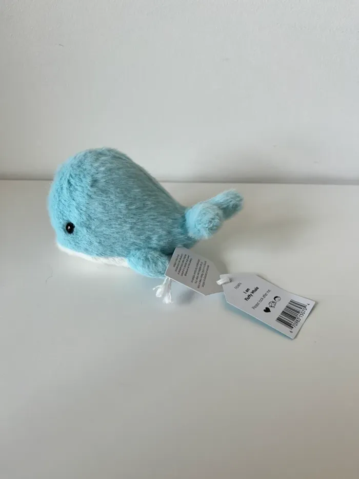 Fluffy whale Jellycat - photo numéro 2