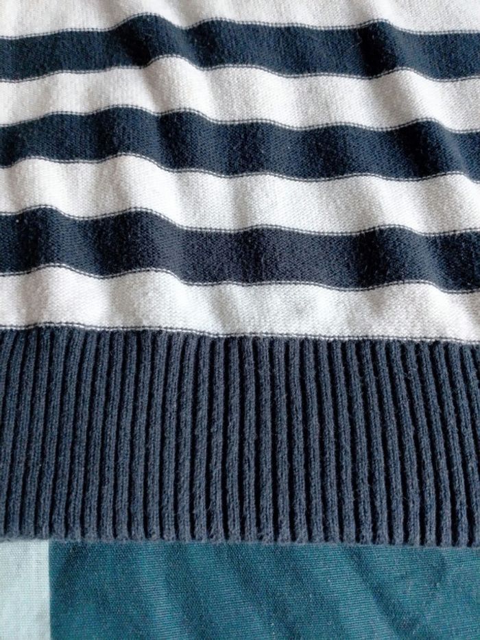 Pull Tape à l’œil 140 cm 10 ans garçon/fille). - photo numéro 4