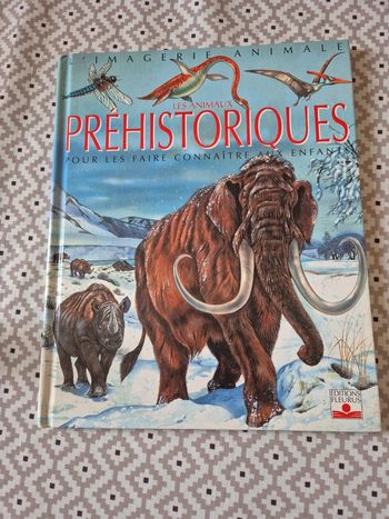 Livre les animaux préhistoriques