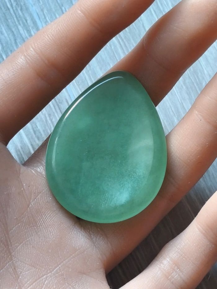 Pierre de soucis ou pierre de pouce en pierre véritable - photo numéro 2