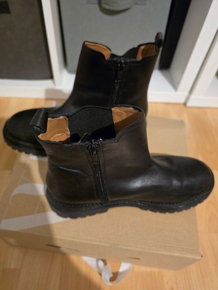 Neuves (non portées)🩷 🩷🤩😍🎉🎉 bottines  fille pointure 36 😍🤩🩷🩷 - photo numéro 3