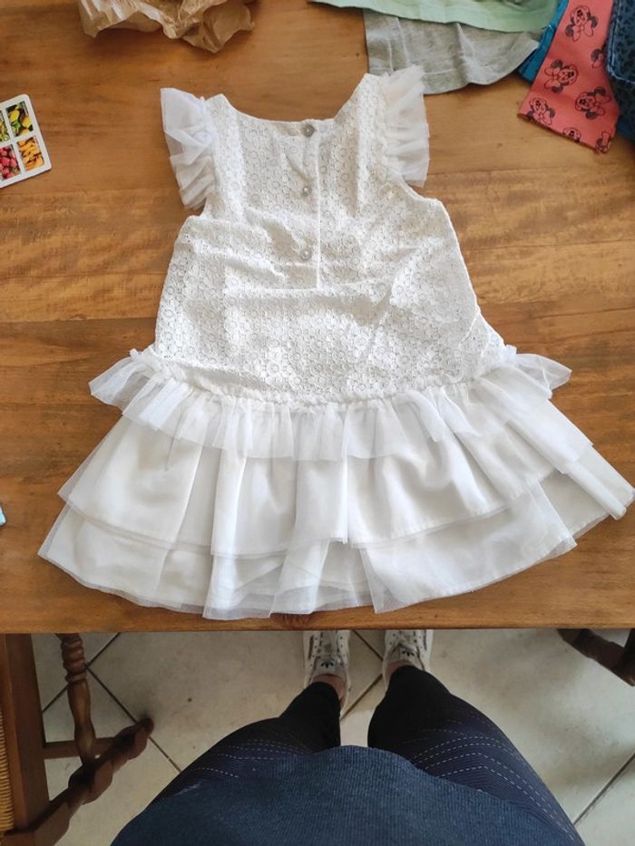 Robe blanche 18 mois - photo numéro 2