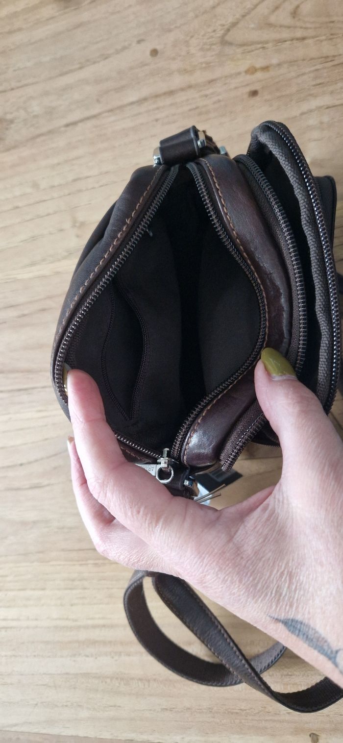 Sacoche homme neuve avec étiquette Arthur &Aston - photo numéro 4