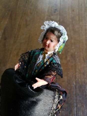 Poupée folklorique mignonette Vendée