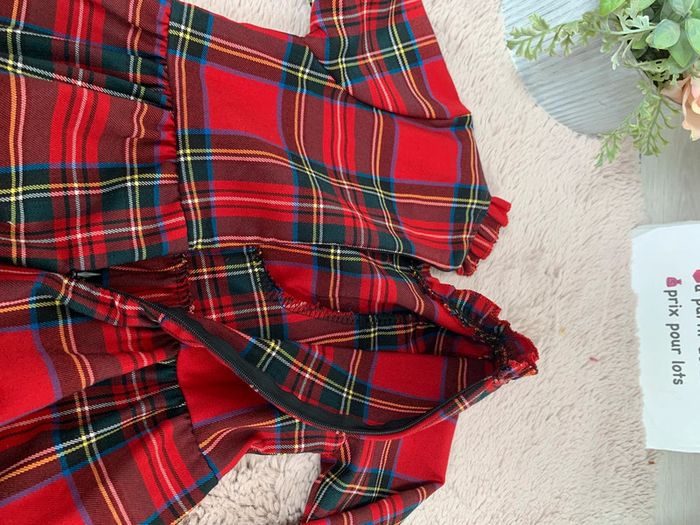 Magnifique robe pour petite fille - photo numéro 3