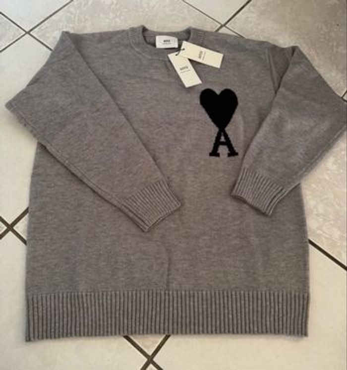 Pull Ami Paris