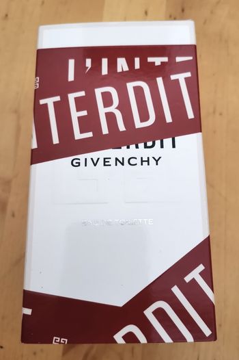 Parfum pour Femme "GIVENCHY"