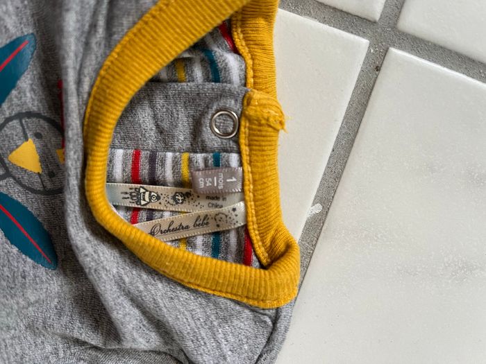 Lot de 2 bodys - photo numéro 4