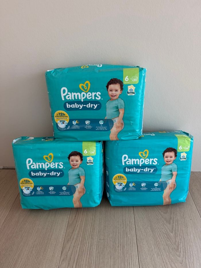99 couches Pampers baby dry taille 6