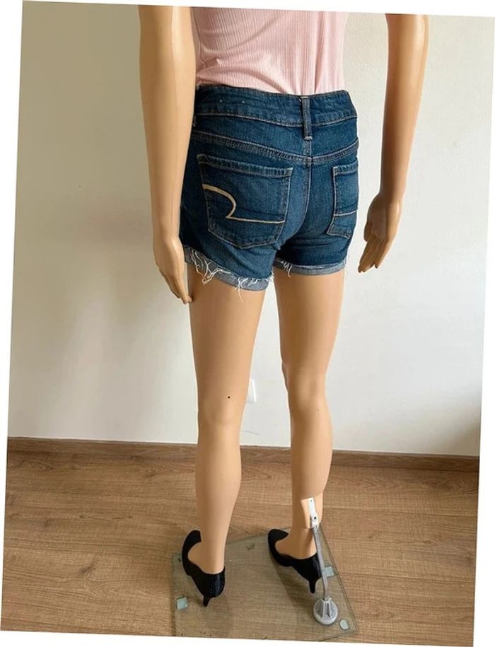 Short court bleu en jean American Eagle taille 0 TBE - photo numéro 8