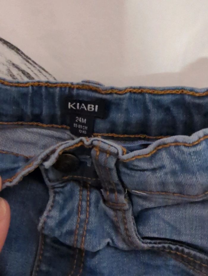 Lot de 2 jeans fille Kiabi 24 mois - photo numéro 4