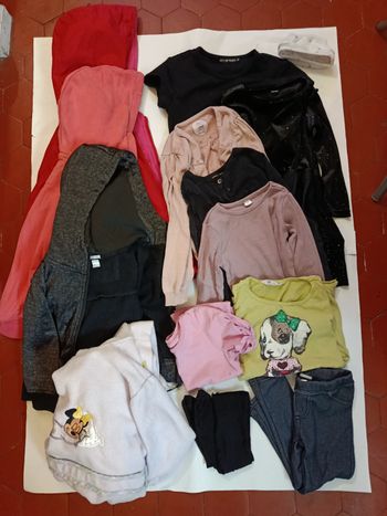 Lot vêtements enfant fille