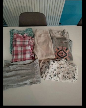 Lots de 7 vêtements pour fille