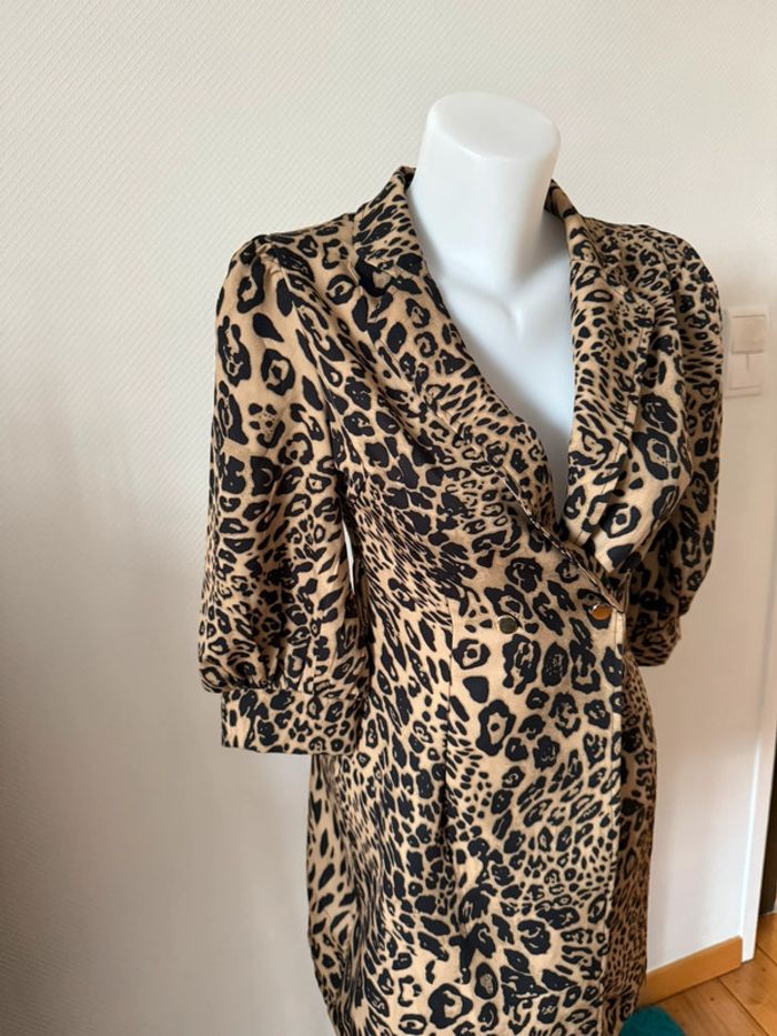 Robe léopard neuve taille 34 saint genies - photo numéro 2