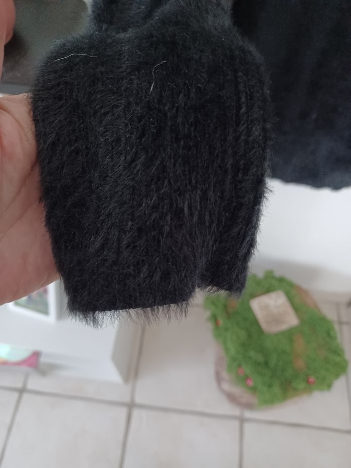 Pull Rainbow à col style carmen coloris noir taille 40/42 en parfait état. - photo numéro 4