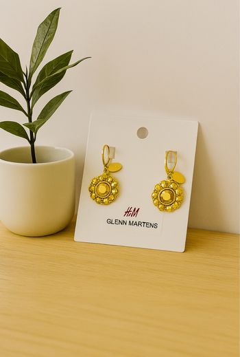Boucles d’oreille pendantes H&M x Glenn Martens