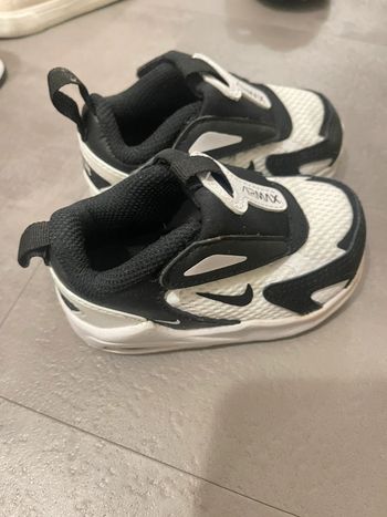 Basket garçon Nike taille 22