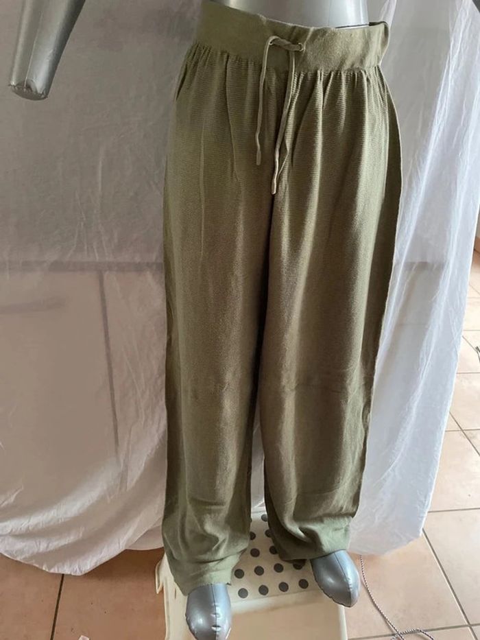 Autre pantalon Mango kaki taille M