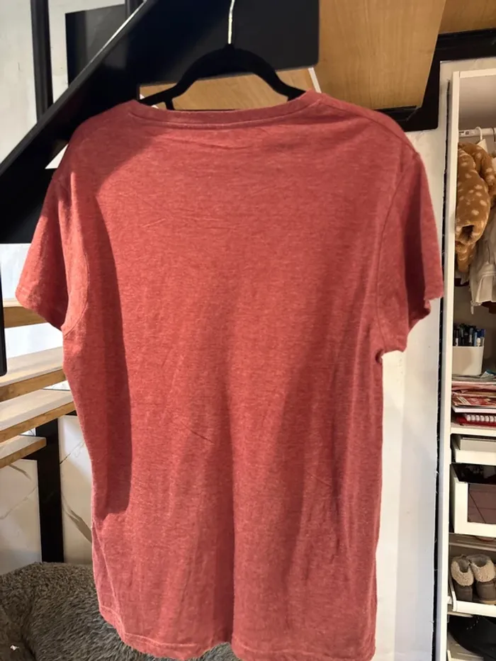 Tes shirt bordeaux - photo numéro 3