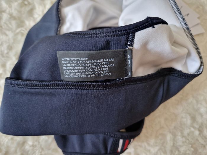 Ensemble sport neuf Tommy Hilfiger - photo numéro 10