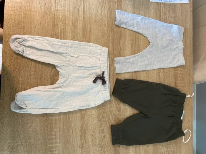 Lot de 3 pantalons taille 6 mois