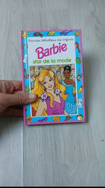 Livre vintage Barbie
