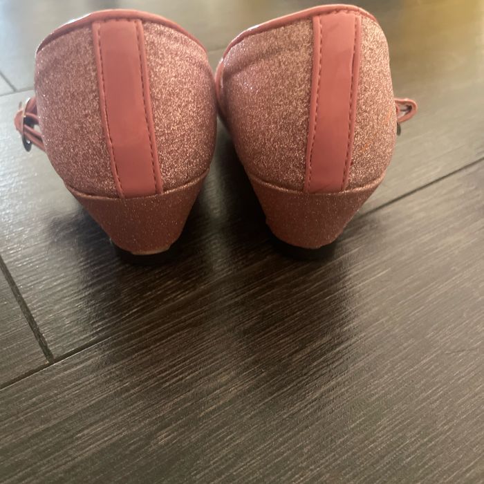 Chaussures fille taille 27 - photo numéro 2