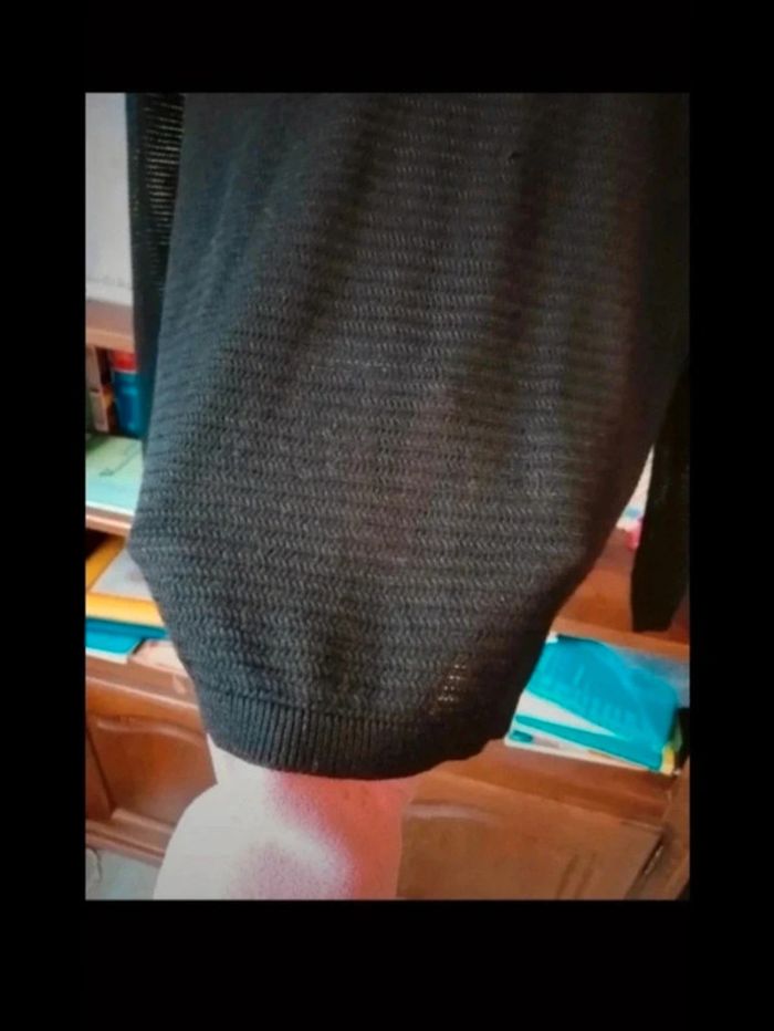 Pull léger avec boutons à l'arrière - photo numéro 4