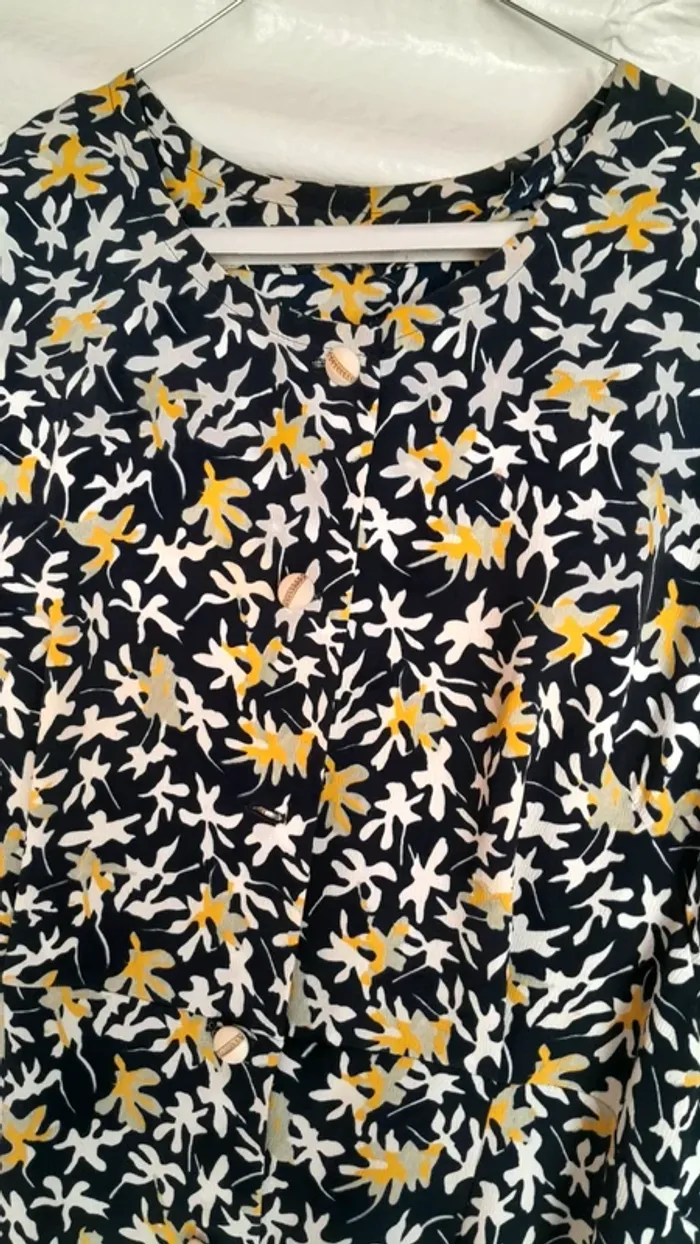 Robe fleurie été 46 - photo numéro 2