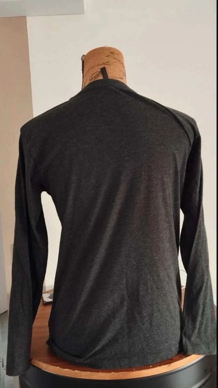 Tee shirt gris manches longues taille s super beau mec - photo numéro 5