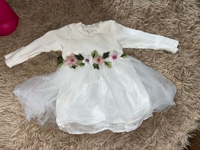 Robe blanche à fleur