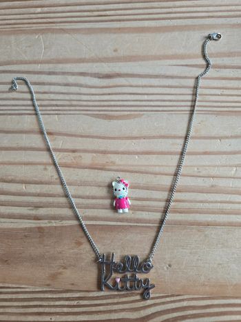 Collier hello kitty