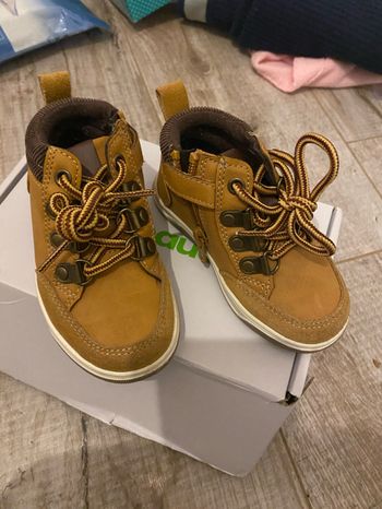 Chaussure 22